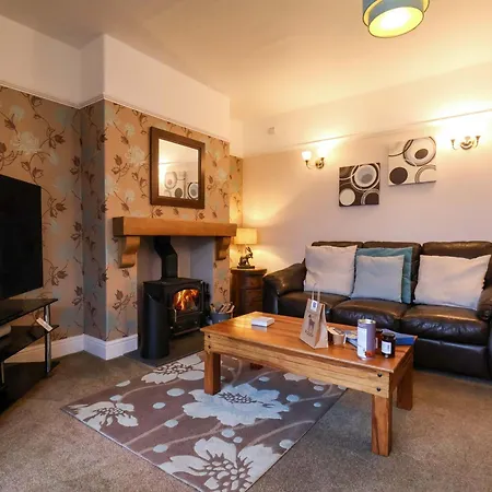 Dilston House * Whitby